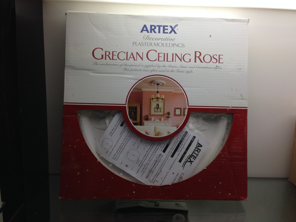 Grecian Ceiling Rose Zaarie